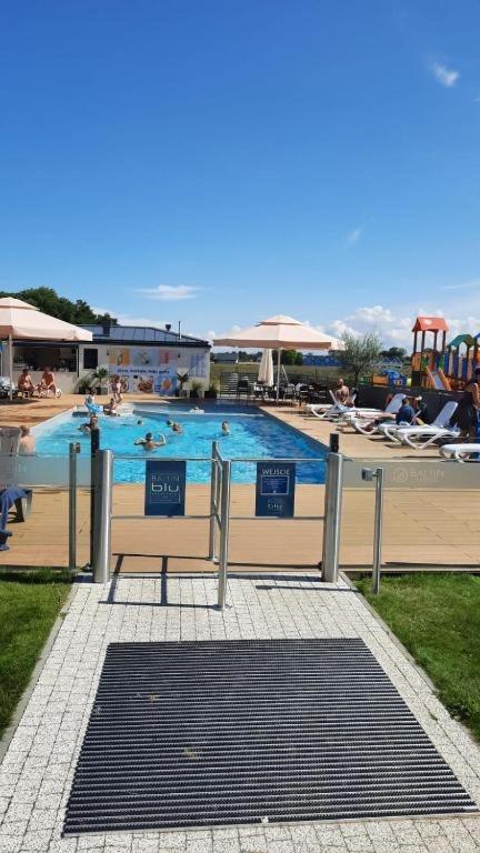 Klimatyzowany Apartament Blue , Sarbinowo Parking Basen Exterior foto